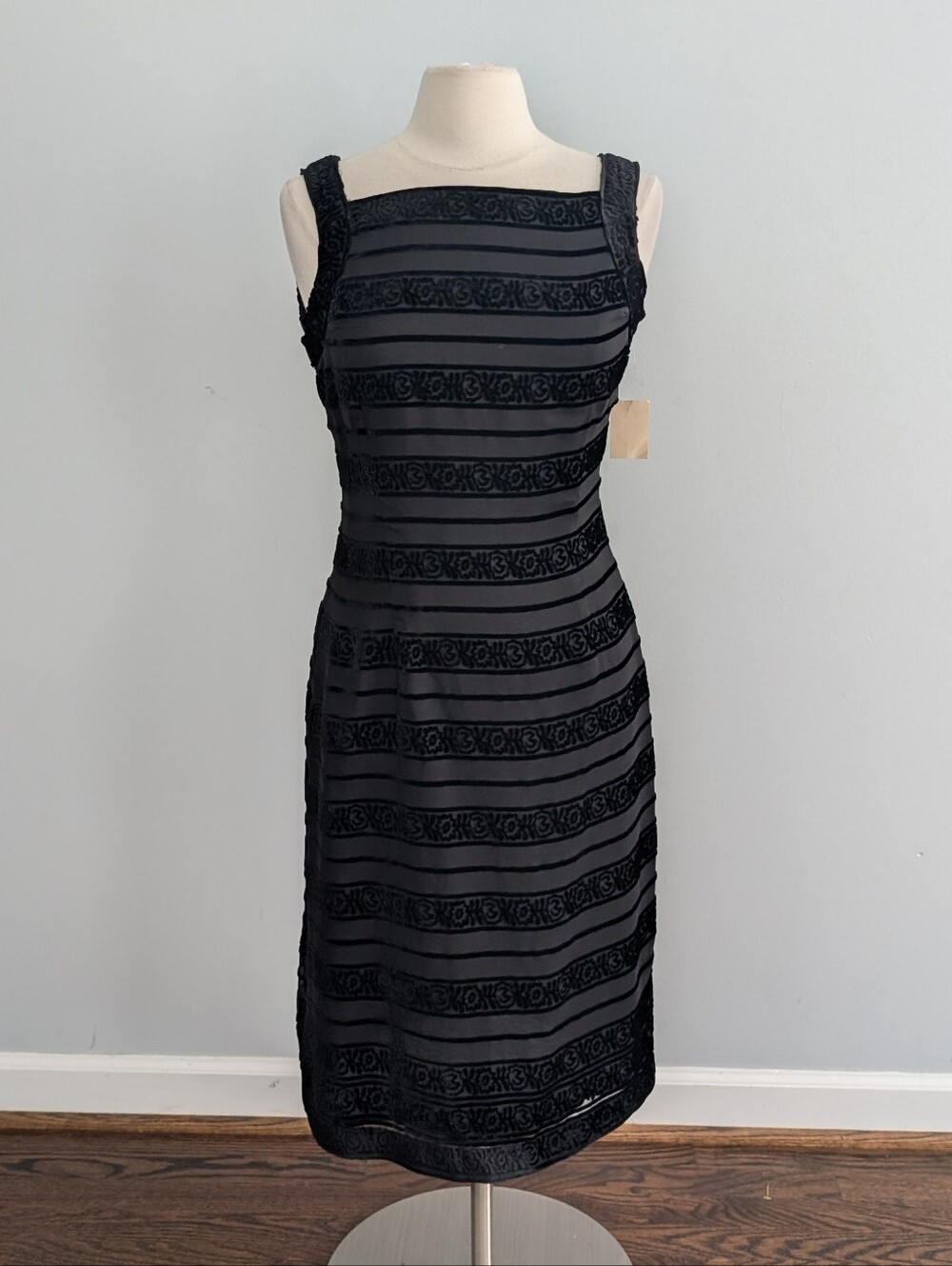 NEW Women's Coldwater Creek Velvet Burnout Black Floral Shift Dress 8